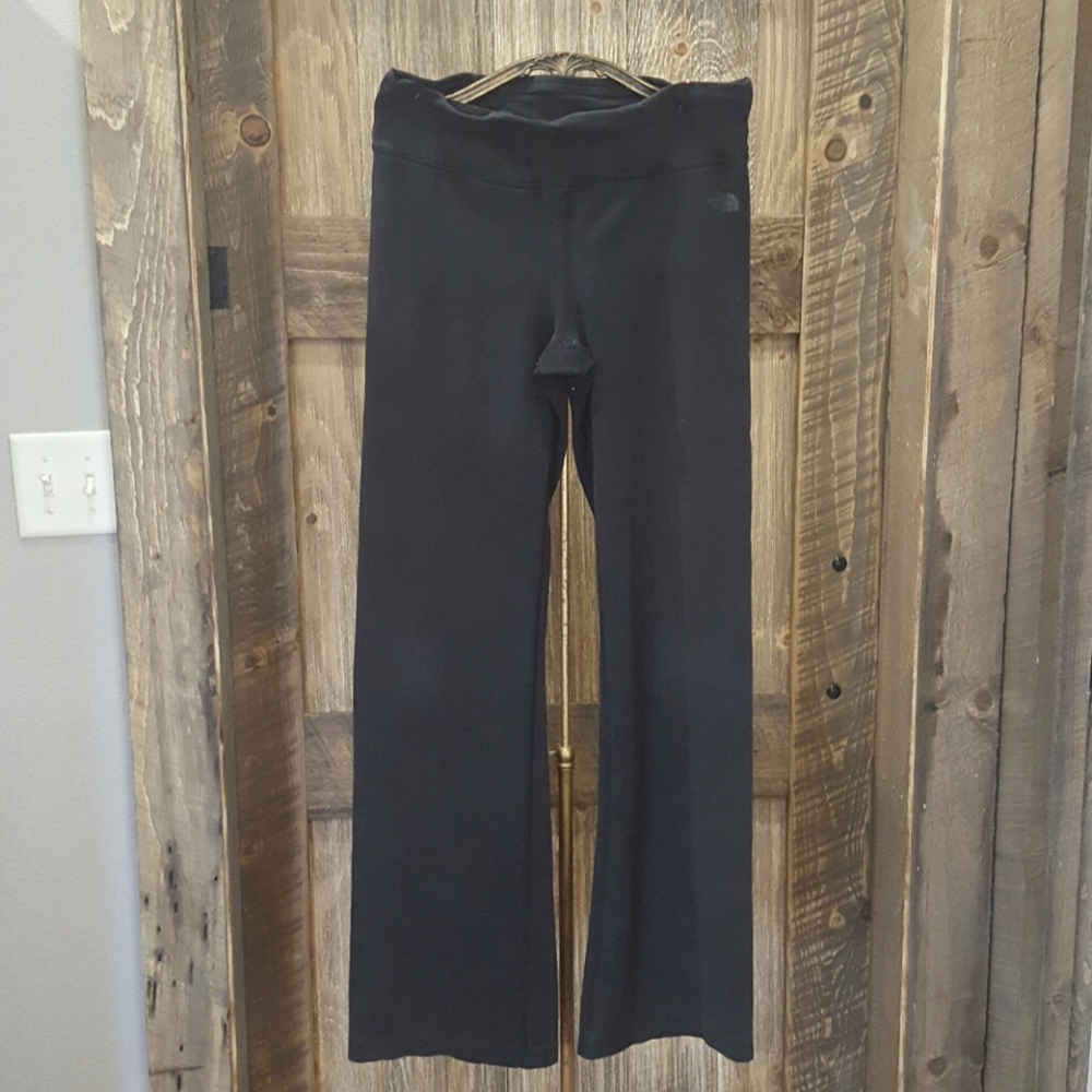 The North Face sweat pants size med.